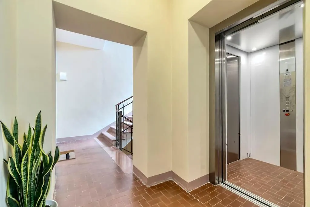 Carbonara Palace 5 - Luxury Comfort Under Medieval Towers بولونيا 0*,